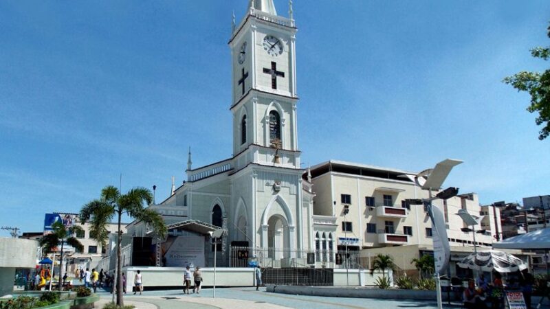 Igreja e Praça da Matriz